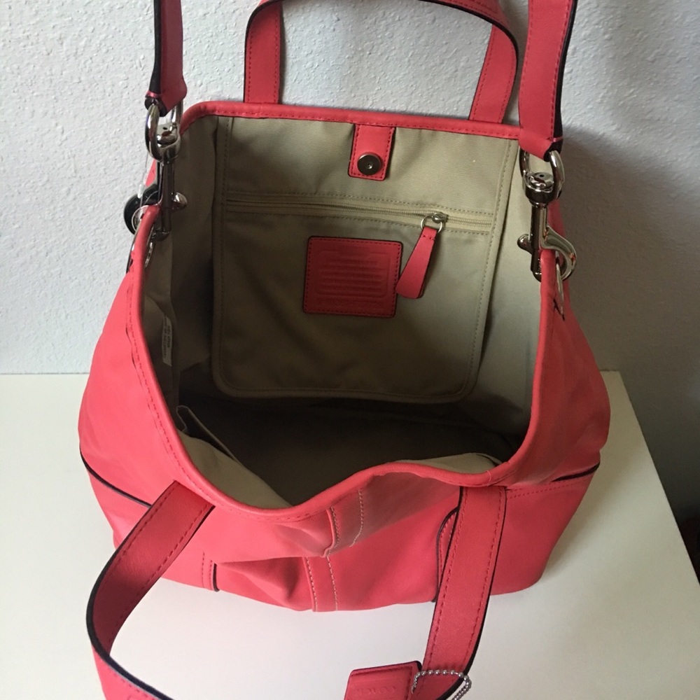 Coach tote - Picture 4 of 7